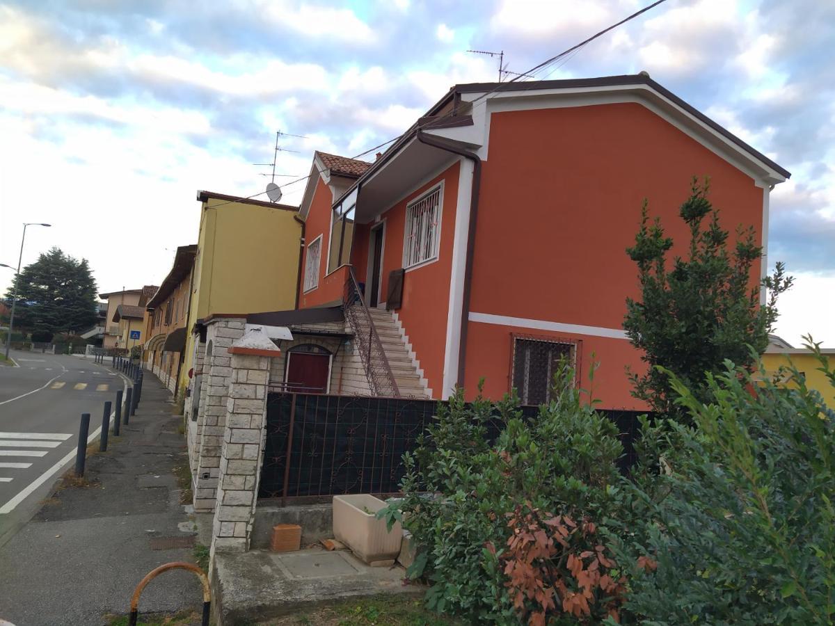 Castegnato Villa Home المظهر الخارجي الصورة
